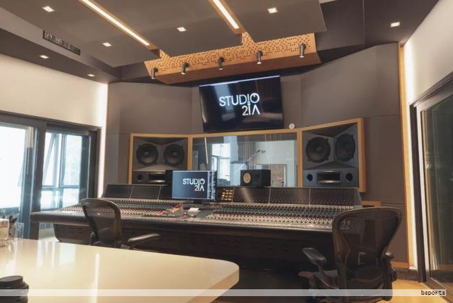 新址E14演播室群以共享矩