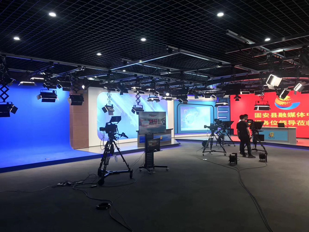 七层工作间除了将提供其他分赛场全部比赛的电视信号外