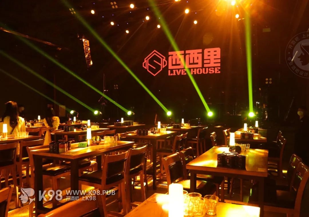 布景搭建是舞美搭建中最为复杂的一项任务