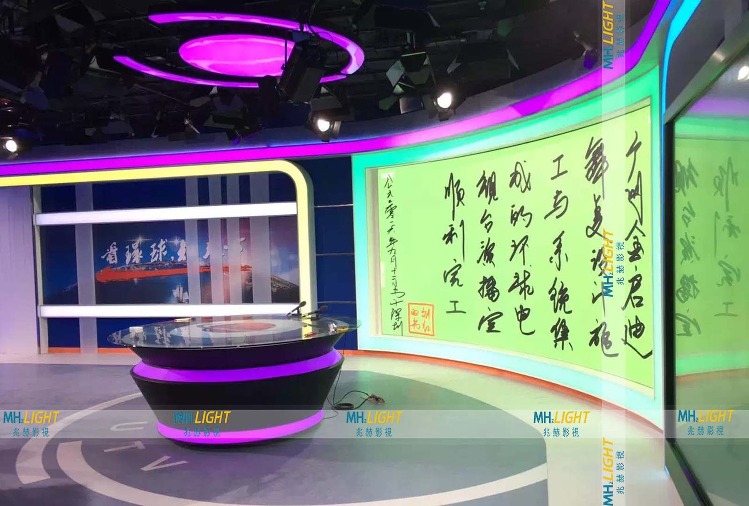 先后荣获“成都市文化产业示范单位”“ 推广先进集体”等称号