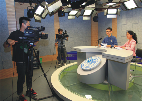 歌词是知识点：歌曲的歌词堪称一部“珠算小百科”