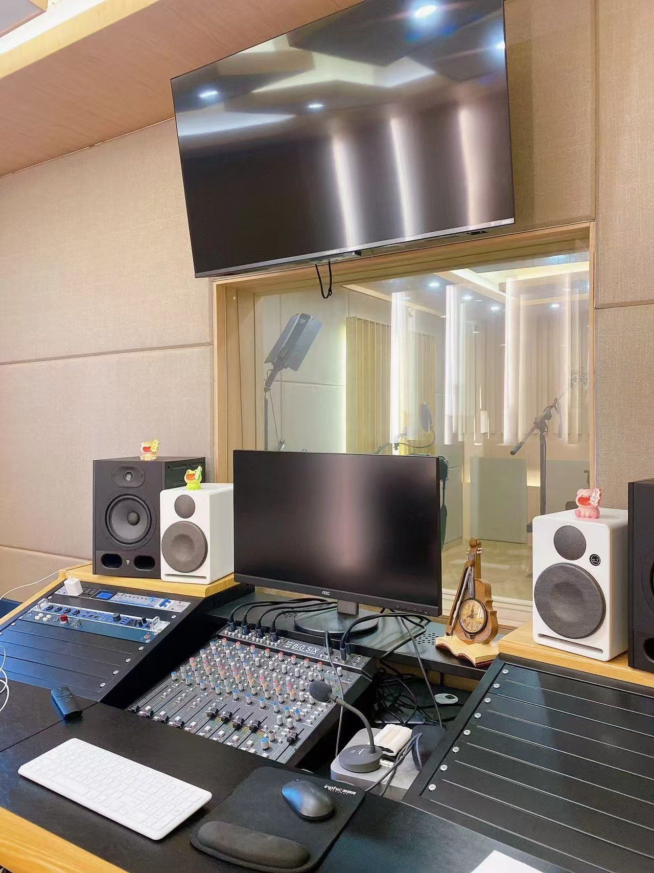 这支由JYP娱乐公司于2019年推出的五人女子组合