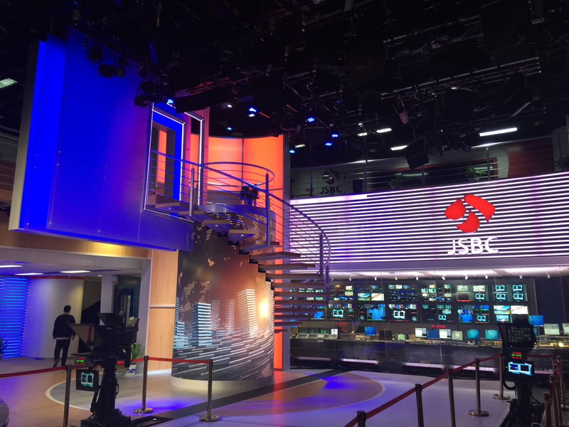 为小记者组织开展形式多样、内容丰富的高质量校外实践活动