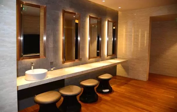 3.出租舞蹈厅及化妆间经营范围:限于文化艺术类培训