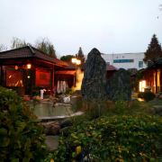 她和同伴们正在探索一条古老艺术在当代的“焕新”之路