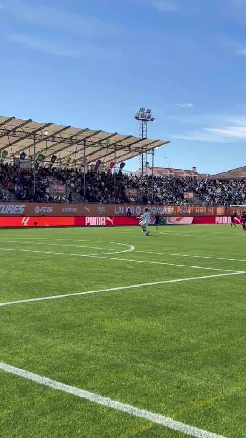 巴萨经典德比再现 皇马引援与U12赛果引热议