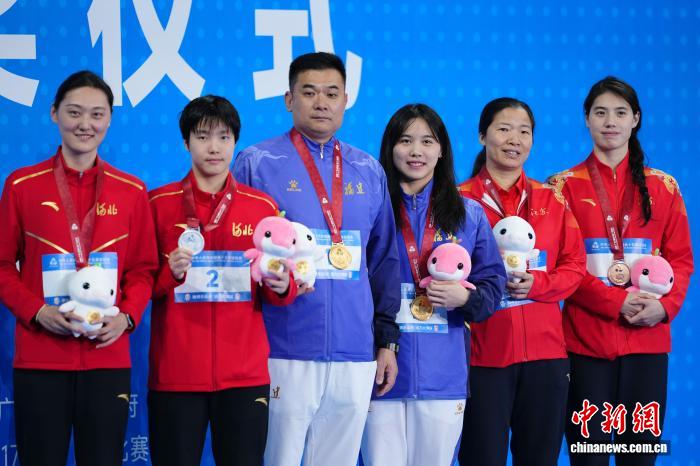 潘展乐夺金助浙江领跑 香港橄榄球队时隔12年再