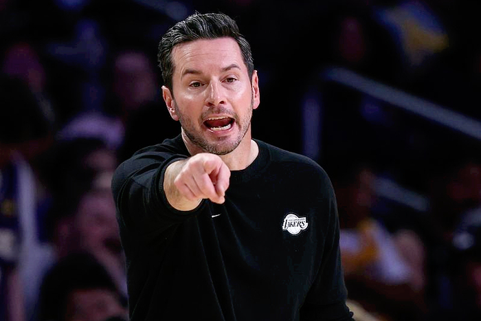 湖人替补席集体失语 范德比尔特怒喷雷迪克引内