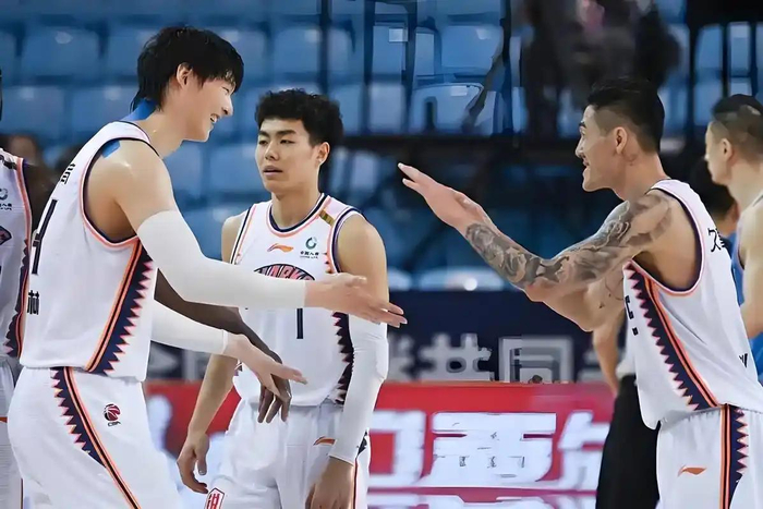 张镇麟转会上海队 家庭因素成核心原因